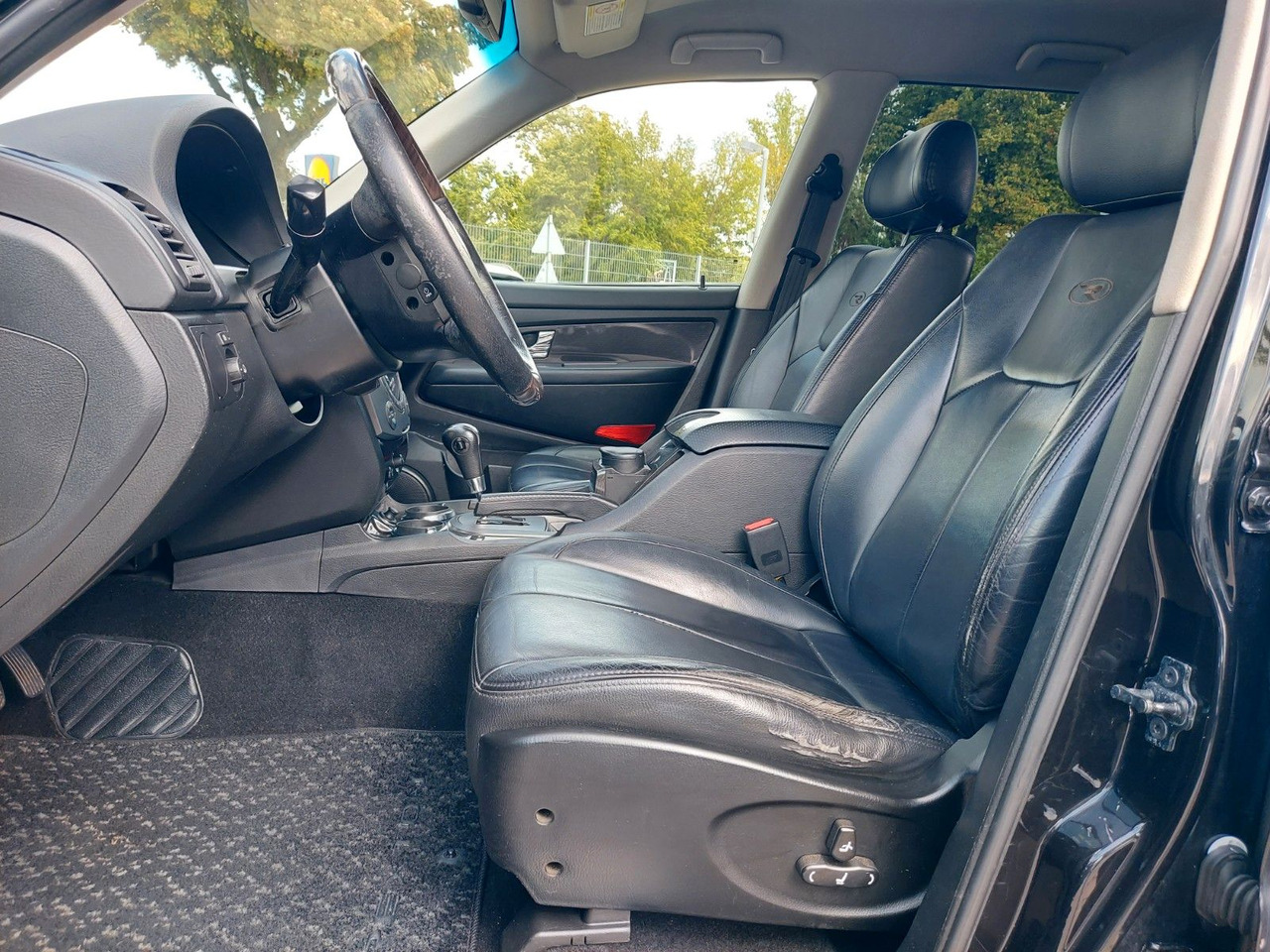 SUV Ssangyong REXTON Rexton II Automatik 7 Sitze Leder 4x4: picture 11 SUV Ssangyong REXTON Rexton II Automatik 7 Sitze Leder 4x4: picture 11