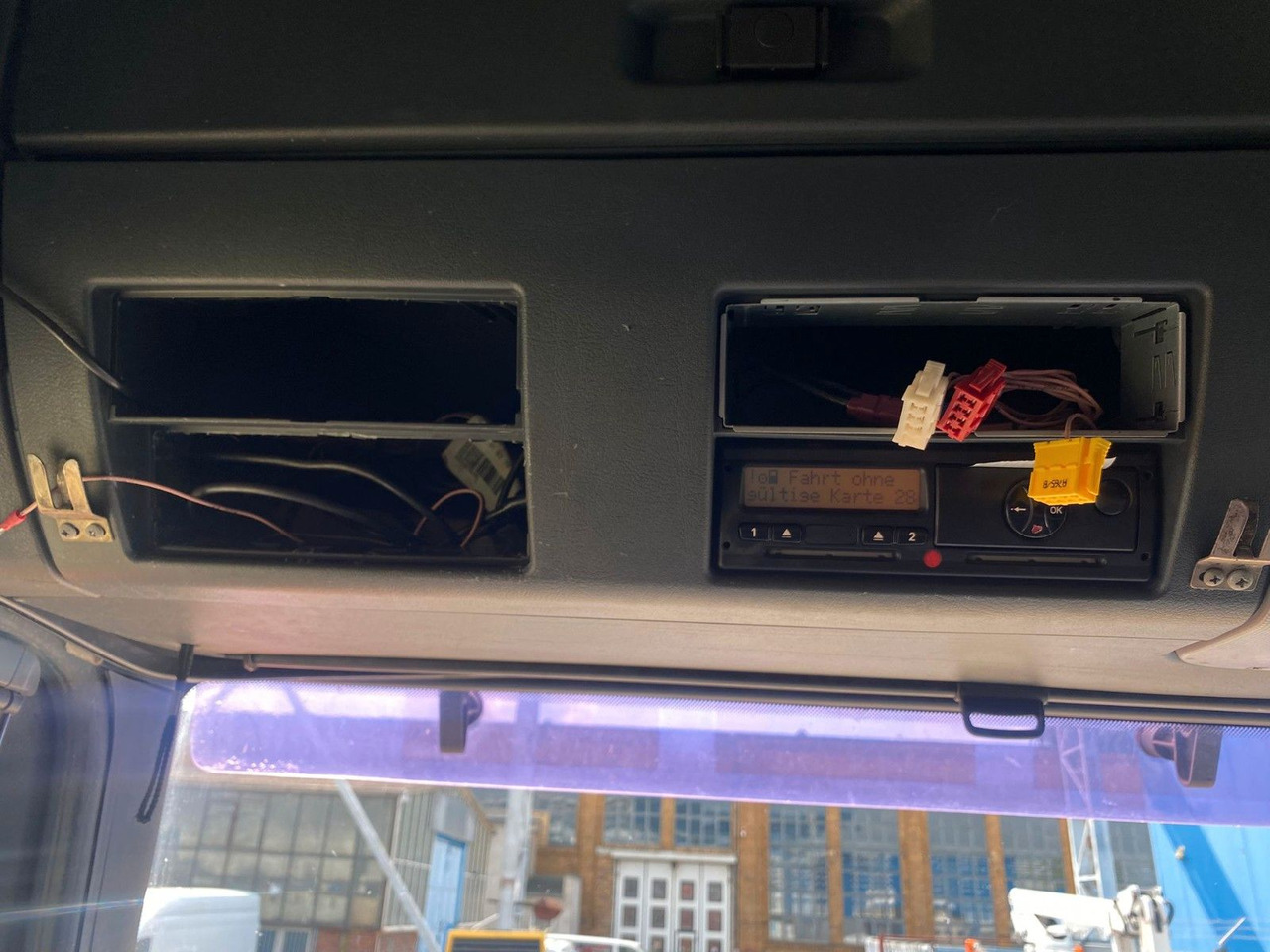 Tractor unit MAN TGX 18.440 4x2 KIPPHYDRAULIK: picture 24 Tractor unit MAN TGX 18.440 4x2 KIPPHYDRAULIK: picture 24