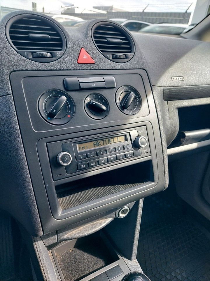 Passenger van Volkswagen Caddy Kasten Kombi 1.9 TDi: picture 16 Passenger van Volkswagen Caddy Kasten Kombi 1.9 TDi: picture 16