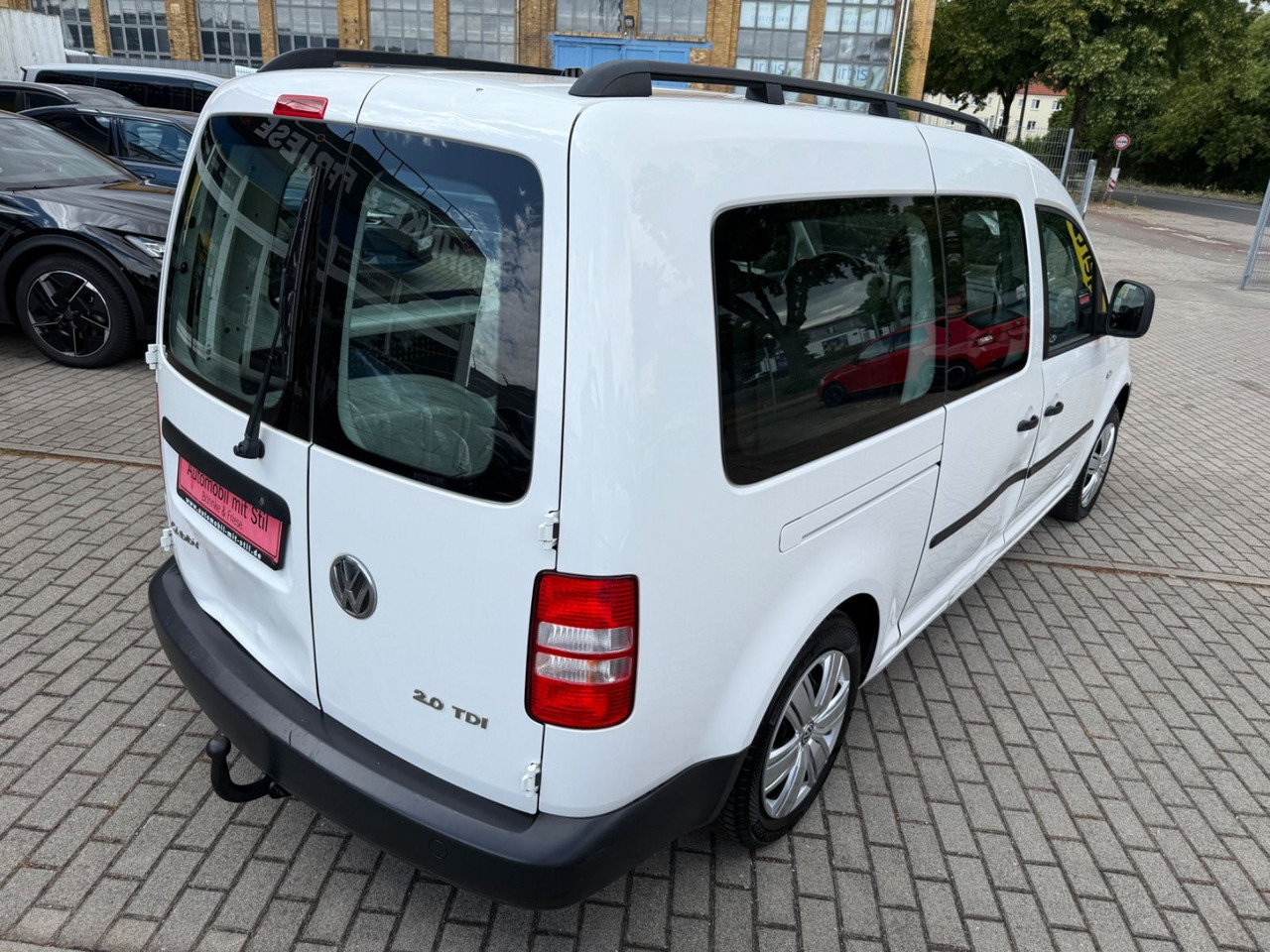 Volkswagen Caddy Maxi KastenKombi 5 SITZER KLIMAA SHZ AHK - Passenger van: picture 4 Volkswagen Caddy Maxi KastenKombi 5 SITZER KLIMAA SHZ AHK - Passenger van: picture 4