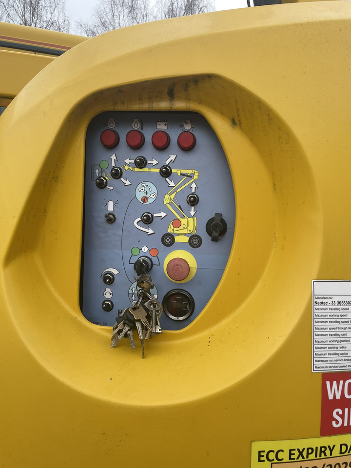 HAULOTTE Neotec - Articulated boom: picture 4 HAULOTTE Neotec - Articulated boom: picture 4