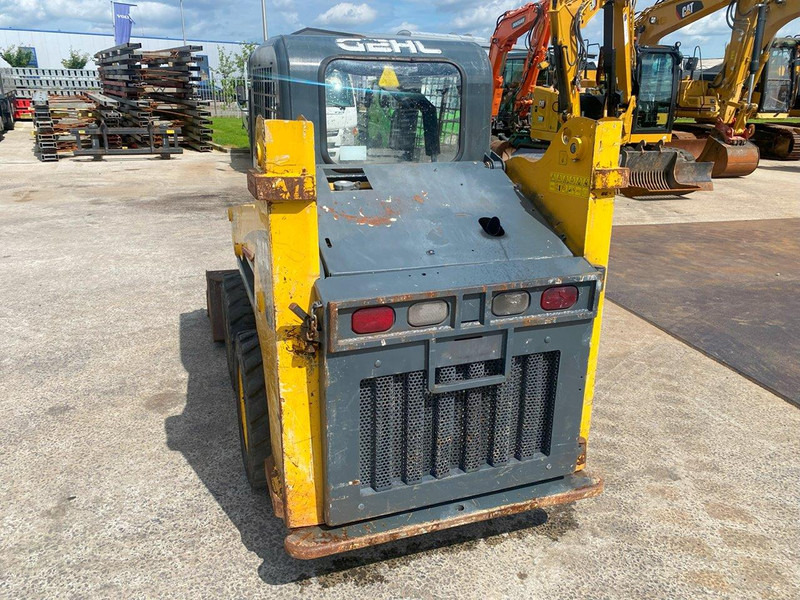 Gehl SL3840 NVT - Skid steer loader: picture 4 Gehl SL3840 NVT - Skid steer loader: picture 4