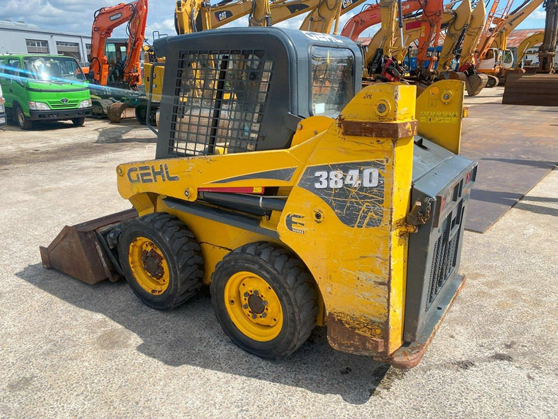 Gehl SL3840 NVT - Skid steer loader: picture 3 Gehl SL3840 NVT - Skid steer loader: picture 3