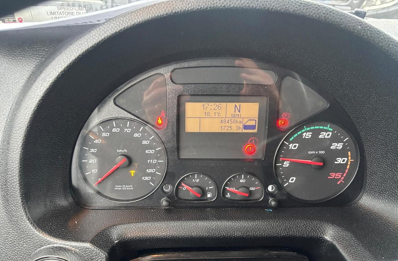 Box truck Iveco 140e28 euro 6 *48000 km: picture 9
