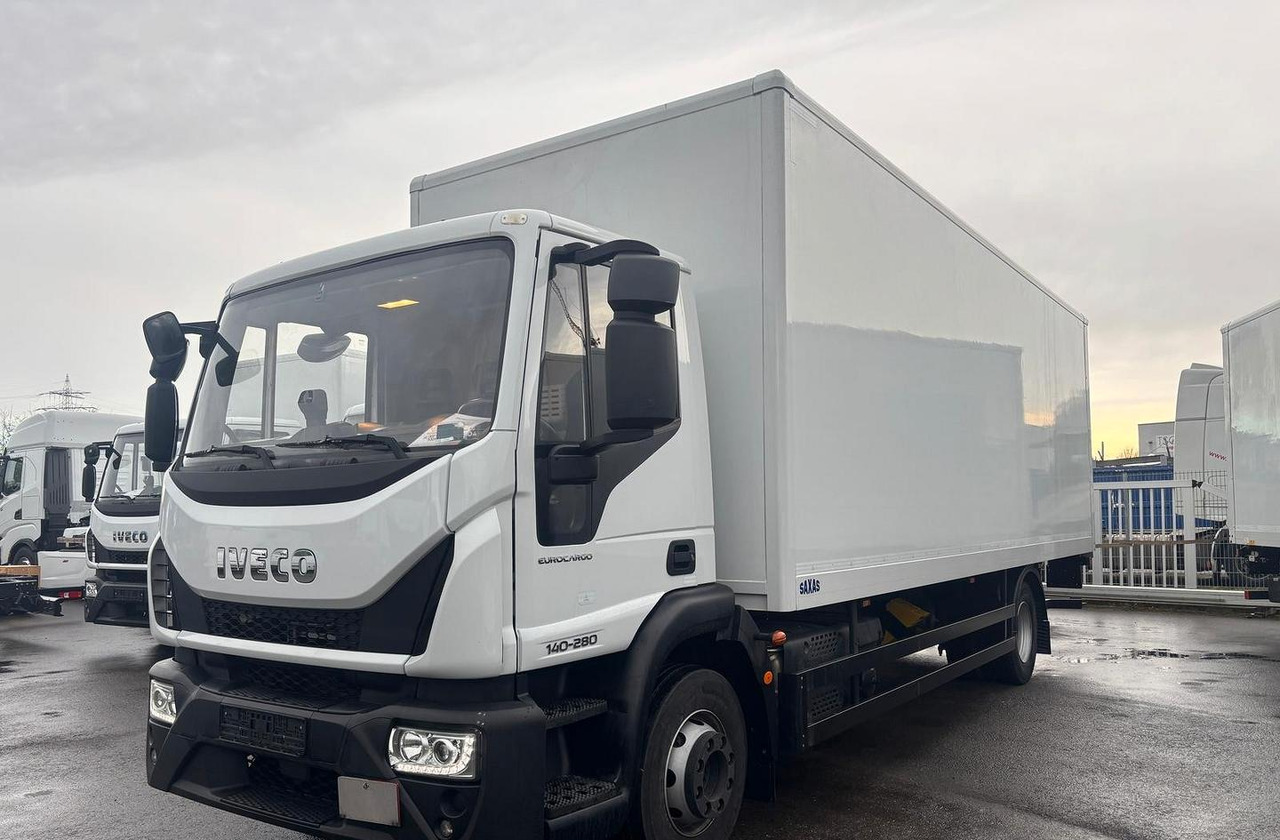 Box truck Iveco 140e28 euro 6 *48000 km: picture 6