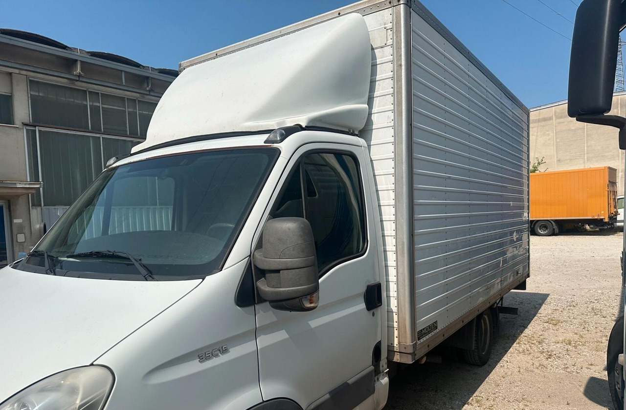 Iveco - Box van: picture 4 Iveco - Box van: picture 4