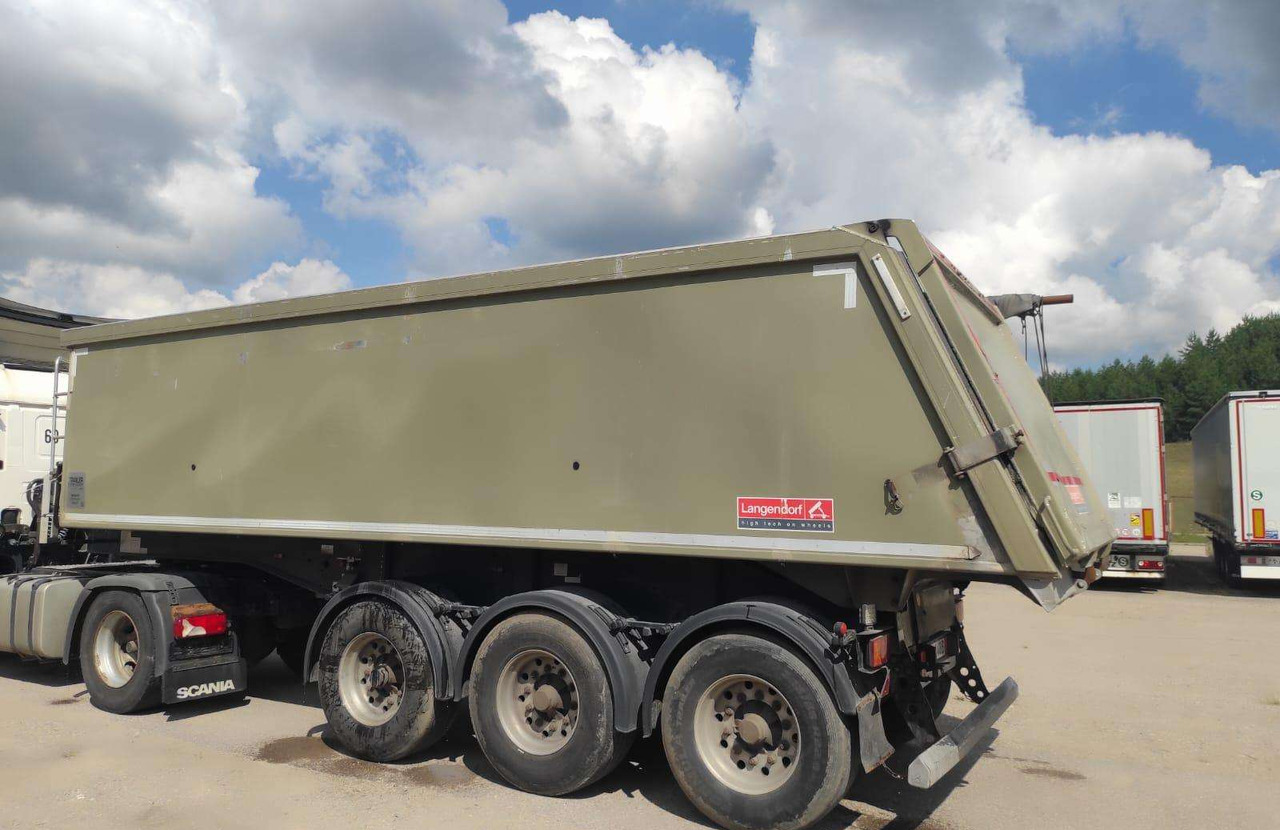 Langendorf SKA24/28 - Tipper semi-trailer: picture 3 Langendorf SKA24/28 - Tipper semi-trailer: picture 3