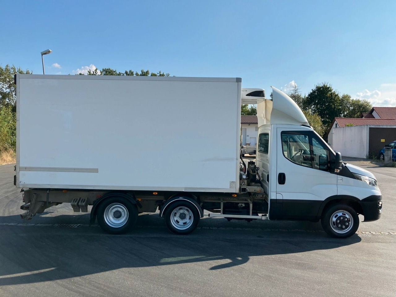 Refrigerated van Iveco Daily 35C18 MAXICARGO Kühlkoffer/CARRIER/AC/EU6 Iveco Daily 35C18 MAXICARGO Kühlkoffer/CARRIER/AC/EU6: picture 8