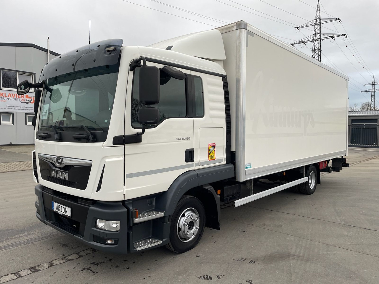 MAN TGL 8.190 4x2 BL Koffer/LBW/PALFINGER/AC/EU6d - Box truck: picture 3 MAN TGL 8.190 4x2 BL Koffer/LBW/PALFINGER/AC/EU6d - Box truck: picture 3