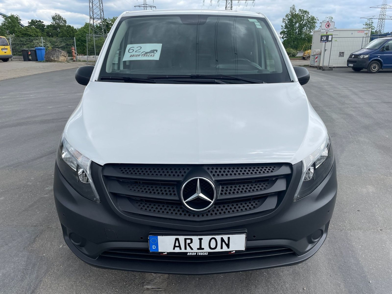 Mercedes-Benz eVito 111 Kastenwagen lang/Kamera/AC/70kW/3Sitze - Small van, Electric van: picture 2 Mercedes-Benz eVito 111 Kastenwagen lang/Kamera/AC/70kW/3Sitze - Small van, Electric van: picture 2