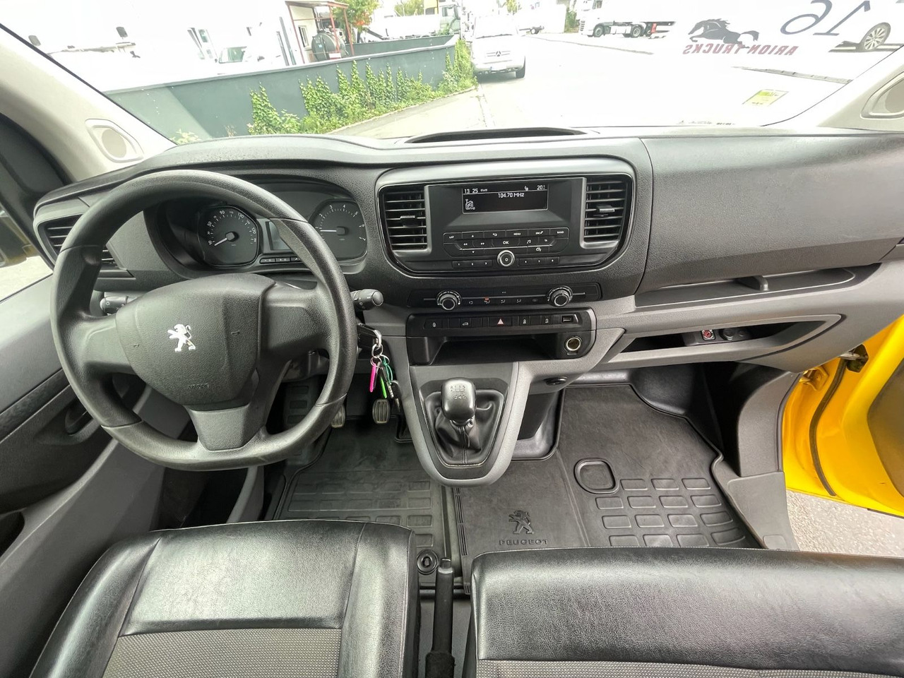 Small van Peugeot Expert Kasten Pro L3/2.0 BlueHDI/AC/EU6d: picture 12