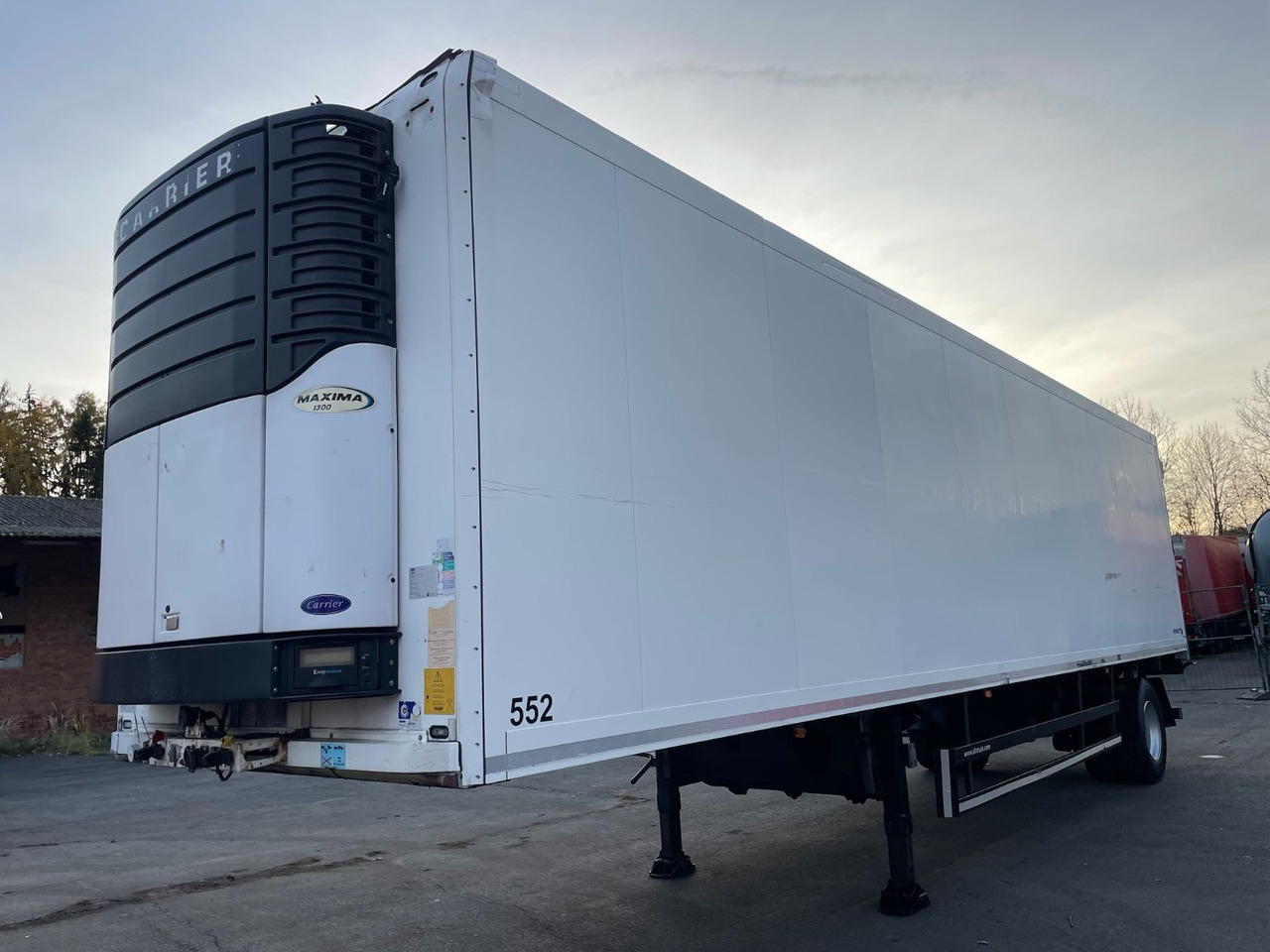 Schmitz Cargobull SKO10/CARRIER/MAXIMA1300/3398h/LBW/BÄR/Lenkachse - Refrigerator semi-trailer: picture 3 Schmitz Cargobull SKO10/CARRIER/MAXIMA1300/3398h/LBW/BÄR/Lenkachse - Refrigerator semi-trailer: picture 3