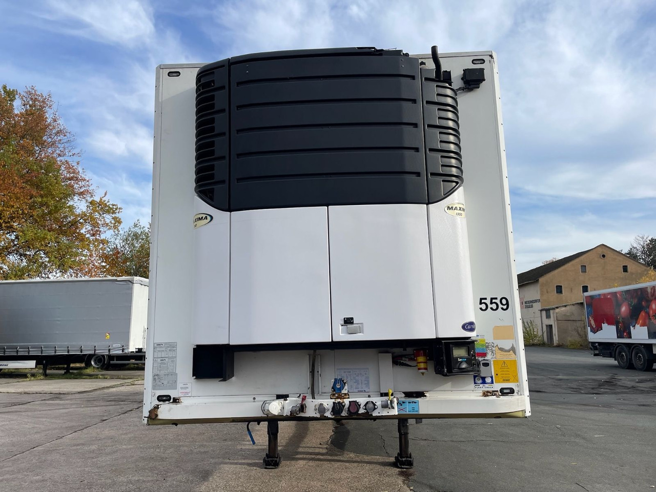 Schmitz Cargobull SKO10/CARRIER/MAXIMA1300/8810h/LBW/BÄR/Lenkachse - Refrigerator semi-trailer: picture 2 Schmitz Cargobull SKO10/CARRIER/MAXIMA1300/8810h/LBW/BÄR/Lenkachse - Refrigerator semi-trailer: picture 2