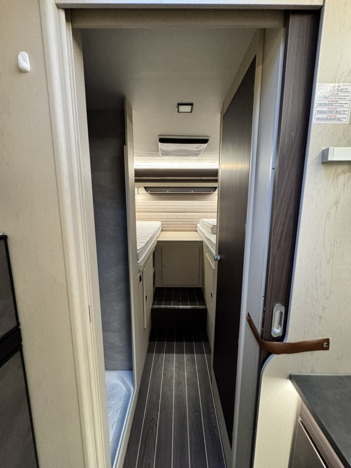 Alcove motorhome Rimor Seal 695: picture 40