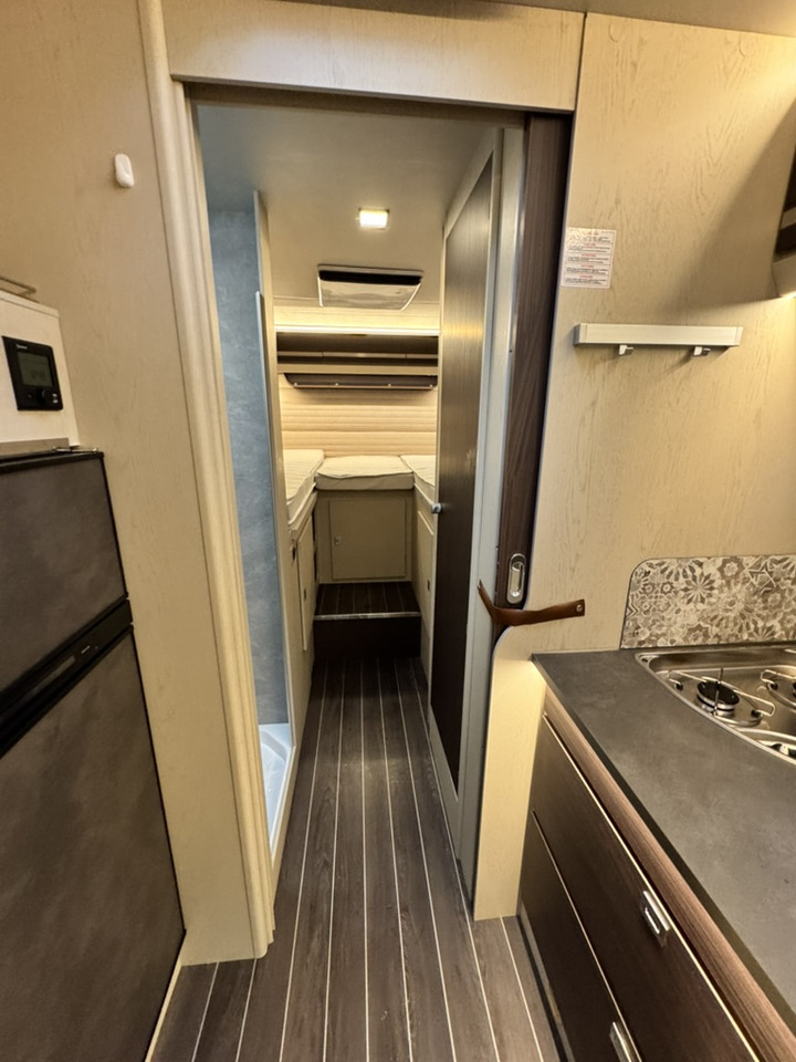 Alcove motorhome Rimor Seal 695: picture 21