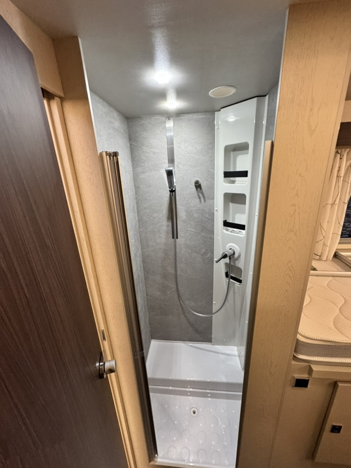 Alcove motorhome Rimor Seal 695: picture 27