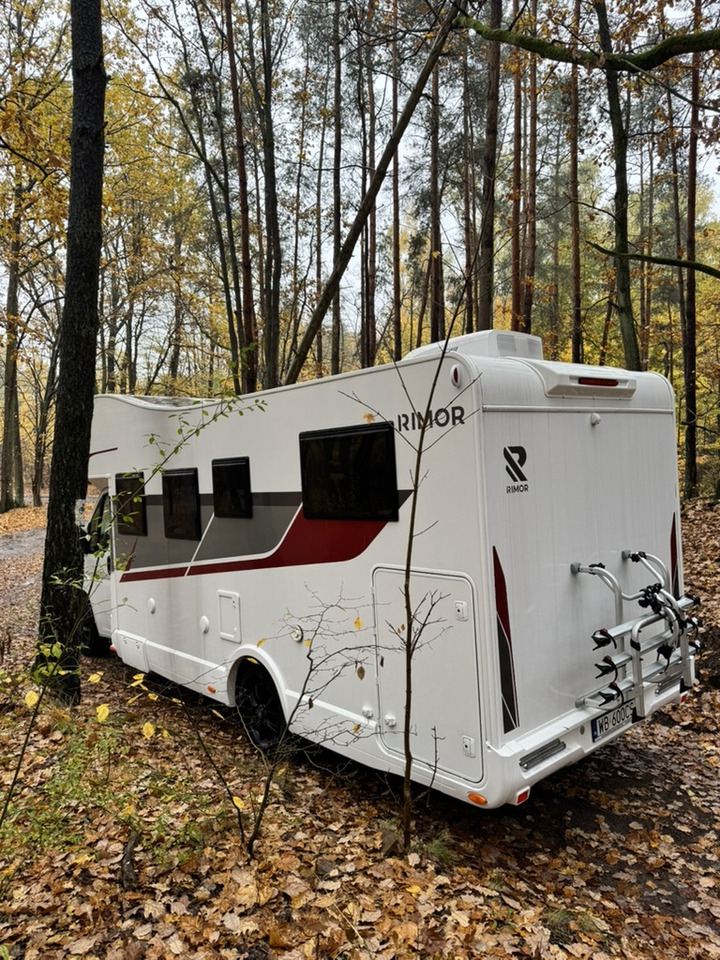 Alcove motorhome Rimor Seal 695: picture 10