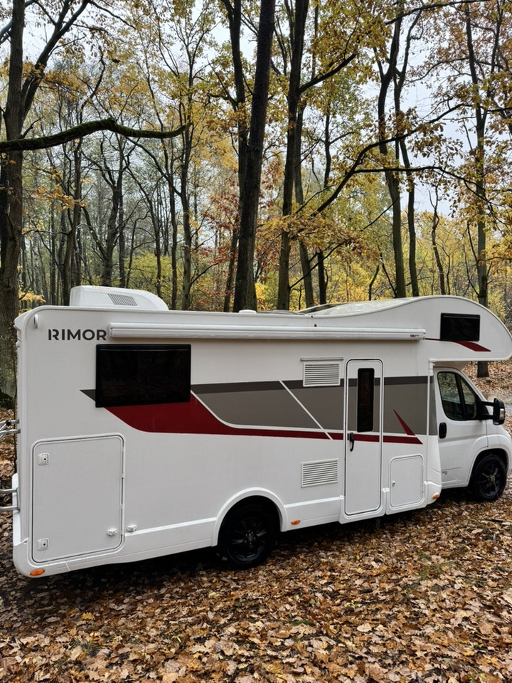 Alcove motorhome Rimor Seal 695: picture 12
