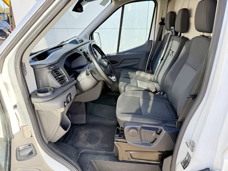 Ford Transit 350 2.0 TDCI 170 PK L3H3 Airco Cruise Control Parkeersensoren voor achter - Panel van: picture 5 Ford Transit 350 2.0 TDCI 170 PK L3H3 Airco Cruise Control Parkeersensoren voor achter - Panel van: picture 5