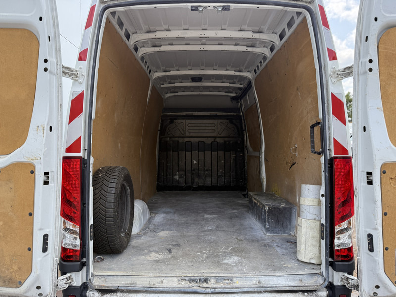 Panel van Iveco Daily 35S14 2.3 L2H2 Cruise Control Climate Control 3.5t Trekhaak Lucht geveerde stoel: picture 12