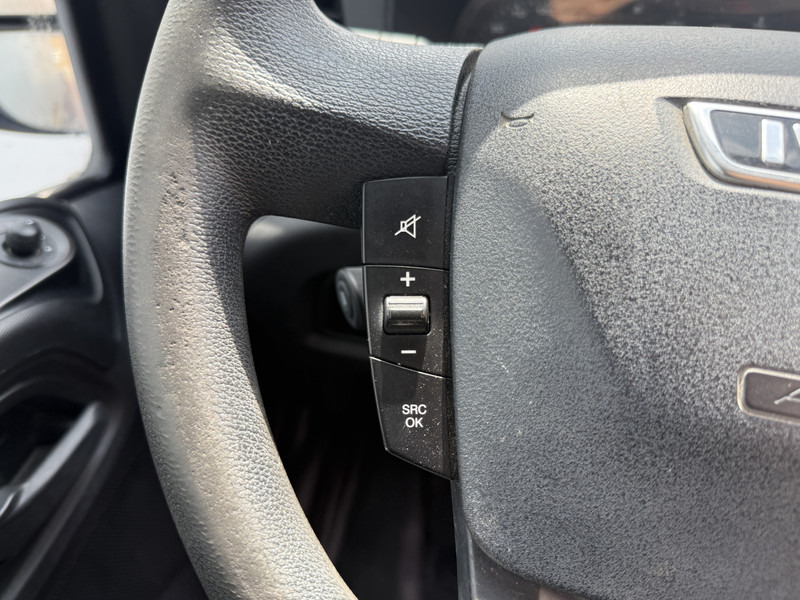 Panel van Iveco Daily 35S14 2.3 L2H2 Cruise Control Climate Control 3.5t Trekhaak Lucht geveerde stoel: picture 20