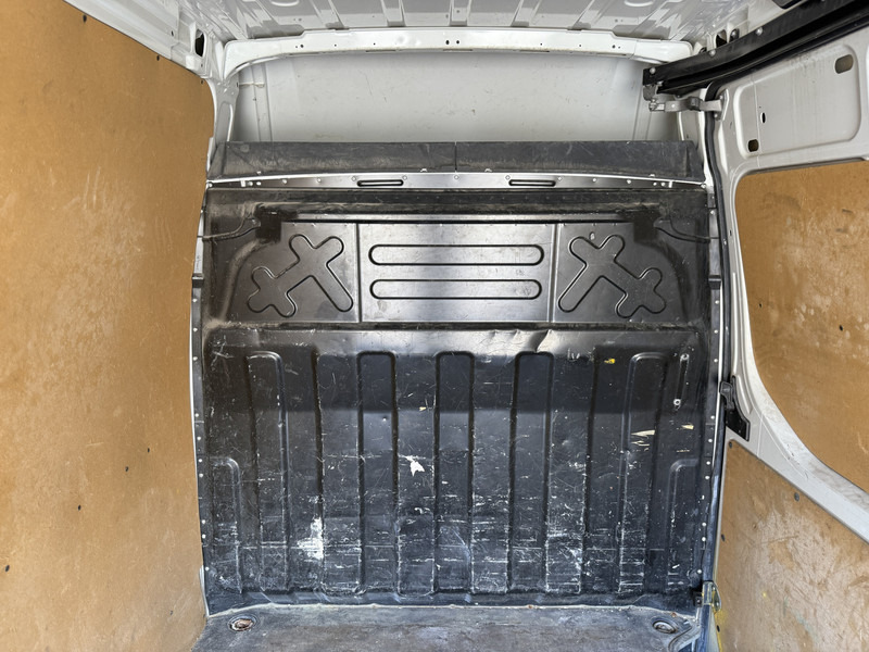 Panel van Iveco Daily 35S14 2.3 L2H2 Cruise Control Climate Control 3.5t Trekhaak Lucht geveerde stoel: picture 13