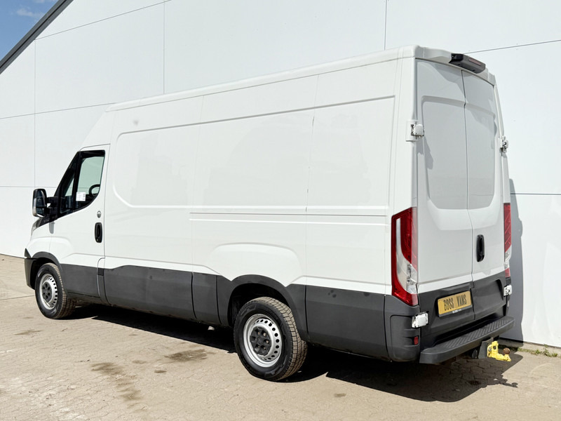 Iveco Daily 35S14 L2H2 Luchtvering Trekhaak Cruise Control Climate Control Lucht Geveerde Bestuurdersstoel - Panel van: picture 2 Iveco Daily 35S14 L2H2 Luchtvering Trekhaak Cruise Control Climate Control Lucht Geveerde Bestuurdersstoel - Panel van: picture 2