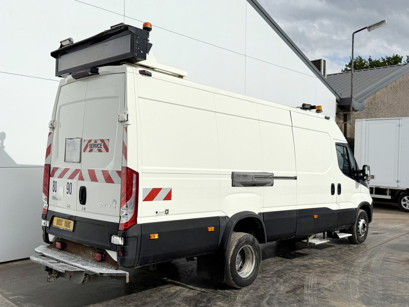 Iveco Daily 70C17 3.0 **Engine Broken** 3.0L L4H2 Dubbellucht Airco Cruise Control Dubbele Schuifdeuren Trekhaak 3.5t Tachograaf - Panel van: picture 4 Iveco Daily 70C17 3.0 **Engine Broken** 3.0L L4H2 Dubbellucht Airco Cruise Control Dubbele Schuifdeuren Trekhaak 3.5t Tachograaf - Panel van: picture 4