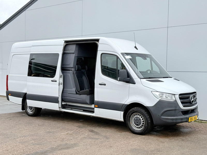 Mercedes-Benz Sprinter 319 1.9 CDI Automaat L3H2 Dubbele Cabine Mercedes ME MBUX Climate Control Camera Navigatie Trekhaak DOKA DC - Panel van, Combi van: picture 5 Mercedes-Benz Sprinter 319 1.9 CDI Automaat L3H2 Dubbele Cabine Mercedes ME MBUX Climate Control Camera Navigatie Trekhaak DOKA DC - Panel van, Combi van: picture 5