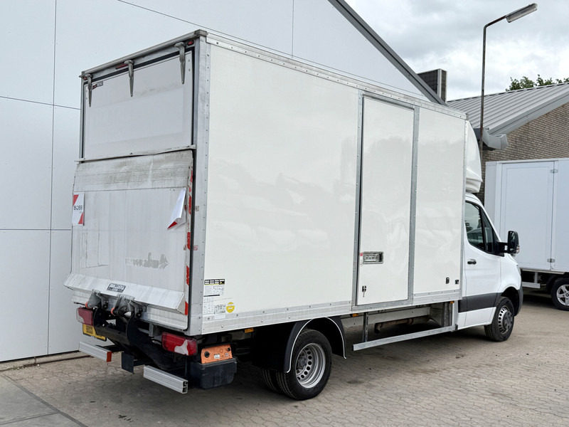 Mercedes-Benz Sprinter 514 2.2 CDI Dubbellucht Laadklep Airco Cruise Control Bakwagen Meubelbak Koffer - Box van: picture 3 Mercedes-Benz Sprinter 514 2.2 CDI Dubbellucht Laadklep Airco Cruise Control Bakwagen Meubelbak Koffer - Box van: picture 3