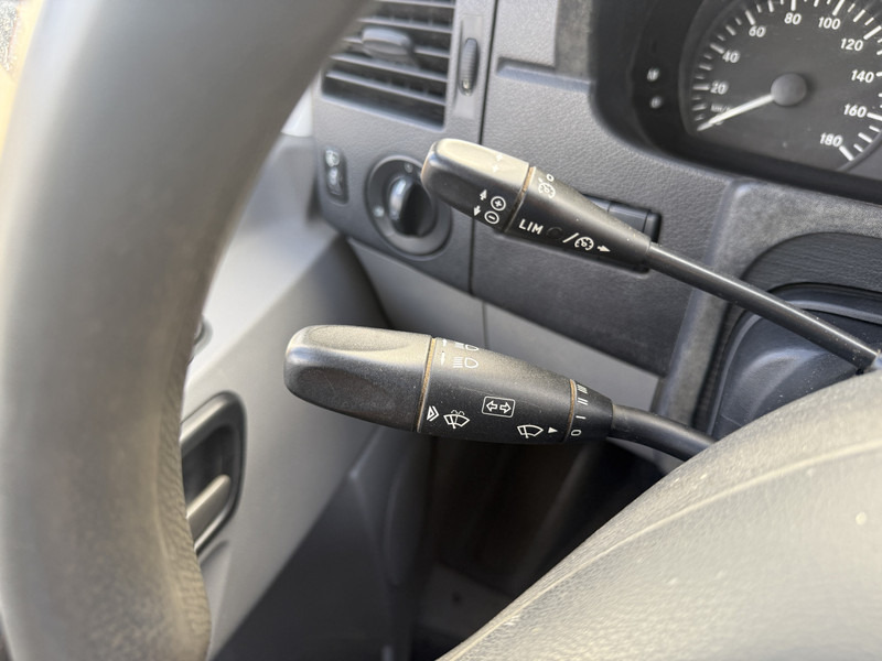 Tipper van, Combi van Mercedes-Benz Sprinter 514 2.2 CDI Kipper Open Laadbak Dubbele Cabine Dubbellucht 3.5t trekhaak Cruise Control Benne Tipper DOKA: picture 19 Tipper van, Combi van Mercedes-Benz Sprinter 514 2.2 CDI Kipper Open Laadbak Dubbele Cabine Dubbellucht 3.5t trekhaak Cruise Control Benne Tipper DOKA: picture 19