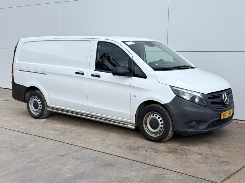 Mercedes-Benz Vito 114 2.1 CDI Automaat L2H1 Lederen Bekleding Climate Control Cruise Control Trekhaak Stoelverwarming - Small van: picture 4 Mercedes-Benz Vito 114 2.1 CDI Automaat L2H1 Lederen Bekleding Climate Control Cruise Control Trekhaak Stoelverwarming - Small van: picture 4