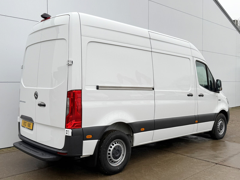 Mercedes-Benz eSprinter 312 L2H2 55kWh AIRCO 168km Actieradius Binnen 30 Minuten VOL Snellader - Panel van, Electric van: picture 3 Mercedes-Benz eSprinter 312 L2H2 55kWh AIRCO 168km Actieradius Binnen 30 Minuten VOL Snellader - Panel van, Electric van: picture 3