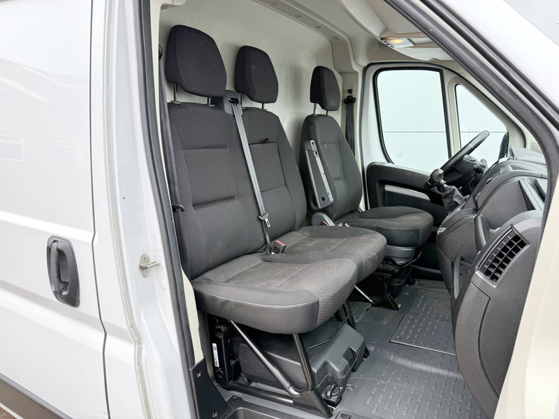 Small van Opel Movano 2.2 HDI 140PK L2H2 Climate Control Cruise Control Parkeersensoren: picture 8