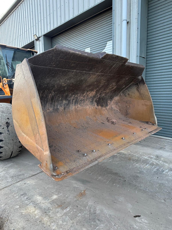 Wheel loader Hyundai HL960A: picture 8