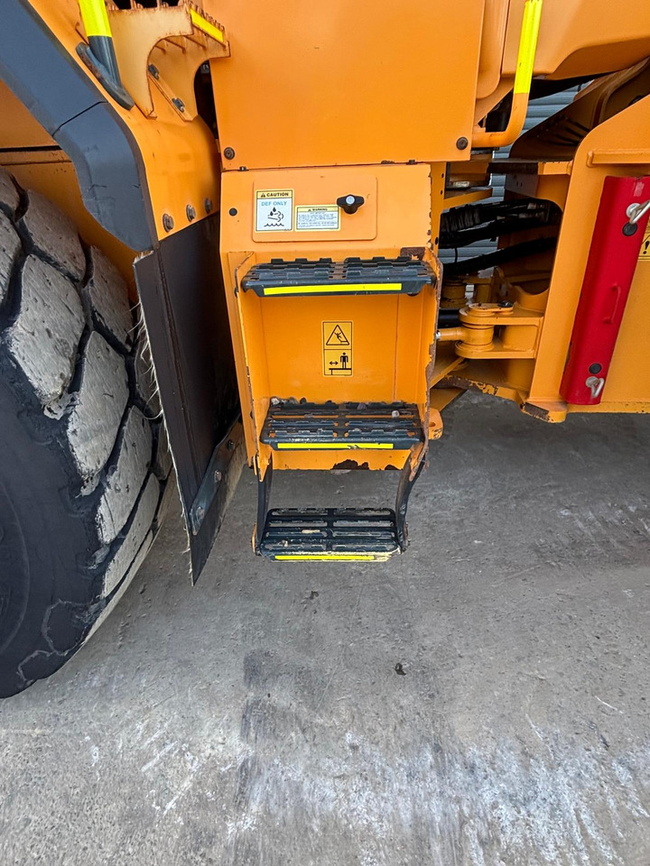 Wheel loader Hyundai HL960A: picture 20