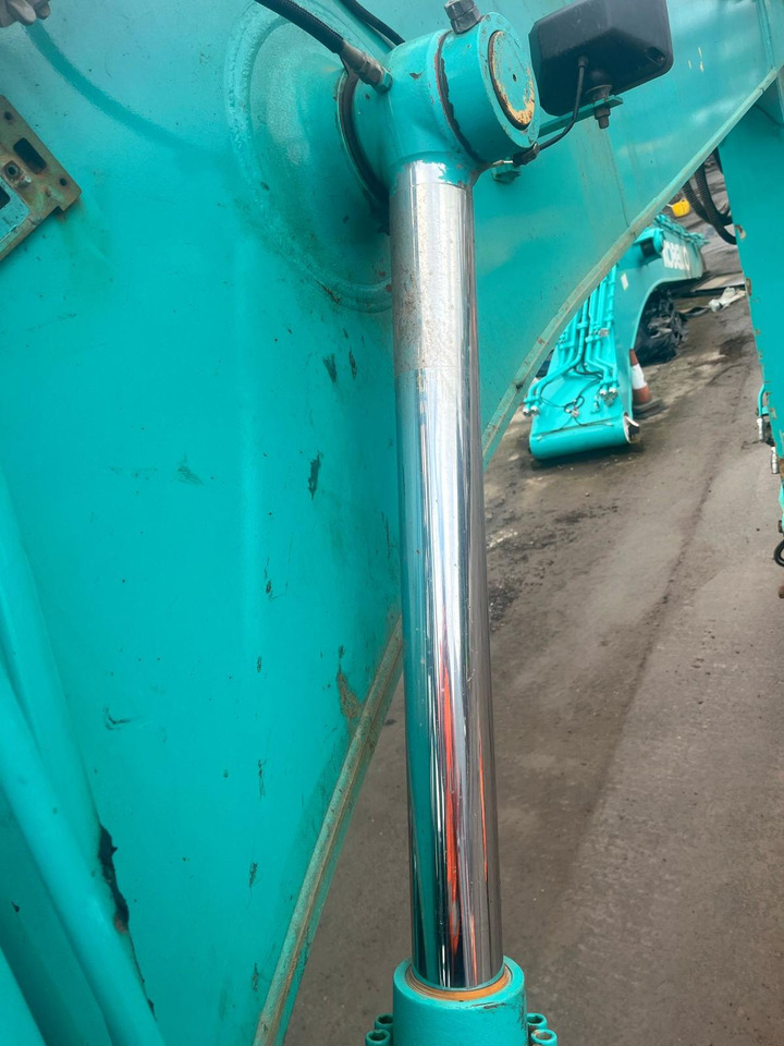 Crawler excavator Kobelco SK230SRLC-5E: picture 10 Crawler excavator Kobelco SK230SRLC-5E: picture 10