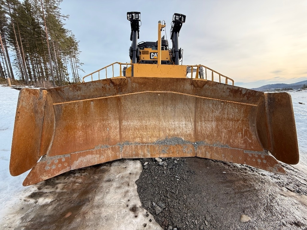 CAT D8T - Bulldozer: picture 1 CAT D8T - Bulldozer: picture 1