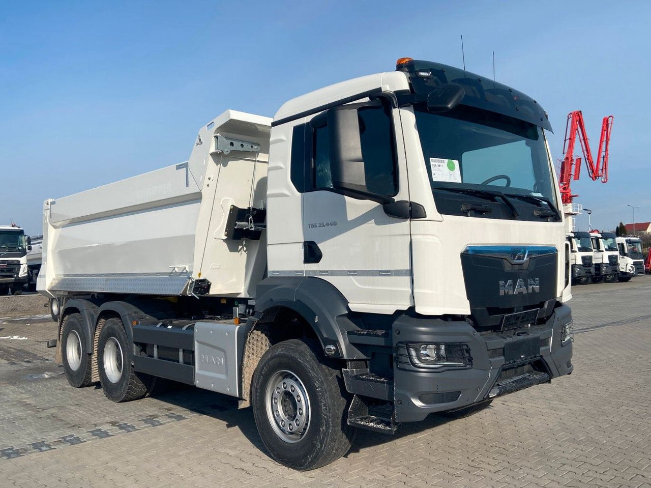 MAN TGS 33.440 6X4 FML KIPPER HARDOX Verfügbar - Tipper: picture 1 MAN TGS 33.440 6X4 FML KIPPER HARDOX Verfügbar - Tipper: picture 1