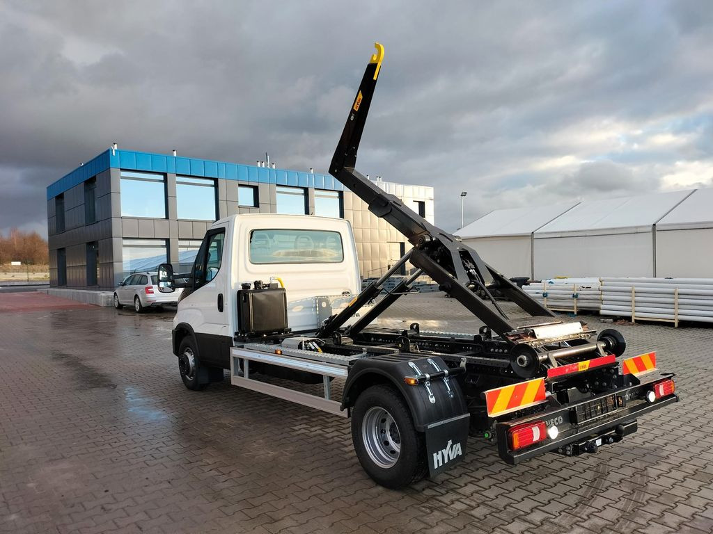 Iveco 70C18H Abrollkipper HYVA HKS-5 - Van, Hook lift truck: picture 3 Iveco 70C18H Abrollkipper HYVA HKS-5 - Van, Hook lift truck: picture 3
