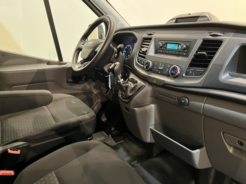 Ford Transit 2.0 TDCI L4 Trend RWD 130 PK Bakwagen / Sörensen Laadklep / Meubelbak / Euro 6 / Airco / Cruise Control / 3-Zits / 41.500 KM !! / BPM VRIJ !! - Box van: picture 3 Ford Transit 2.0 TDCI L4 Trend RWD 130 PK Bakwagen / Sörensen Laadklep / Meubelbak / Euro 6 / Airco / Cruise Control / 3-Zits / 41.500 KM !! / BPM VRIJ !! - Box van: picture 3