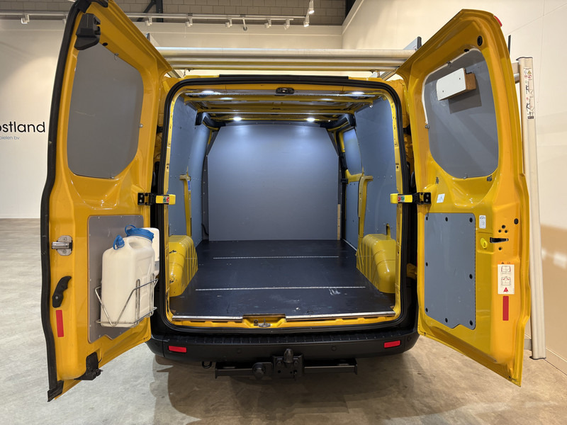 Ford Transit Custom 320 2.0 TDCI L2H1 Trend / Euro 6 / Airco / Cruise Control / PDC / Trekhaak / Imperiaal - Small van: picture 3 Ford Transit Custom 320 2.0 TDCI L2H1 Trend / Euro 6 / Airco / Cruise Control / PDC / Trekhaak / Imperiaal - Small van: picture 3