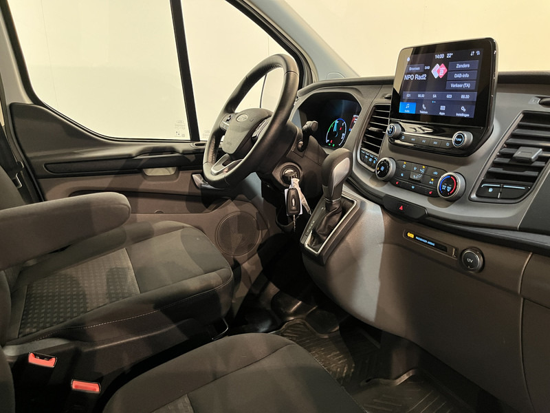 Ford Transit Custom 340 1.0 EcoBoost L1H1 PHEV Trend Automaat / Euro 6 / Servicebus / Sortimo Inrichting / Airco / Cruise Control / Camera / CarPlay / 3-Zits / 22.300 KM !! - Small van: picture 3 Ford Transit Custom 340 1.0 EcoBoost L1H1 PHEV Trend Automaat / Euro 6 / Servicebus / Sortimo Inrichting / Airco / Cruise Control / Camera / CarPlay / 3-Zits / 22.300 KM !! - Small van: picture 3