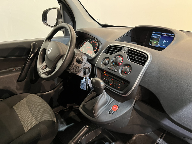 Renault Kangoo Z.E. Maxi Incl. Accu 33 KWH Automaat / 100% Elektrisch / Airco / PDC / 32.900 KM !! / BPM VRIJ !! - Small van, Electric van: picture 3 Renault Kangoo Z.E. Maxi Incl. Accu 33 KWH Automaat / 100% Elektrisch / Airco / PDC / 32.900 KM !! / BPM VRIJ !! - Small van, Electric van: picture 3