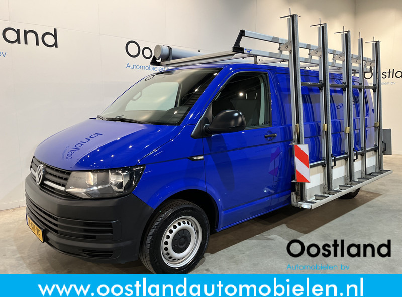 Volkswagen Transporter 2.0 TDI L2H1 / Van Den Born Glasresteel / Euro 6 / Airco / Glastransporter / Cruise Control / Trekhaak / Imperiaal / CarPlay / Navigatie / PDC / 83.500 KM !! - Van: picture 1 Volkswagen Transporter 2.0 TDI L2H1 / Van Den Born Glasresteel / Euro 6 / Airco / Glastransporter / Cruise Control / Trekhaak / Imperiaal / CarPlay / Navigatie / PDC / 83.500 KM !! - Van: picture 1