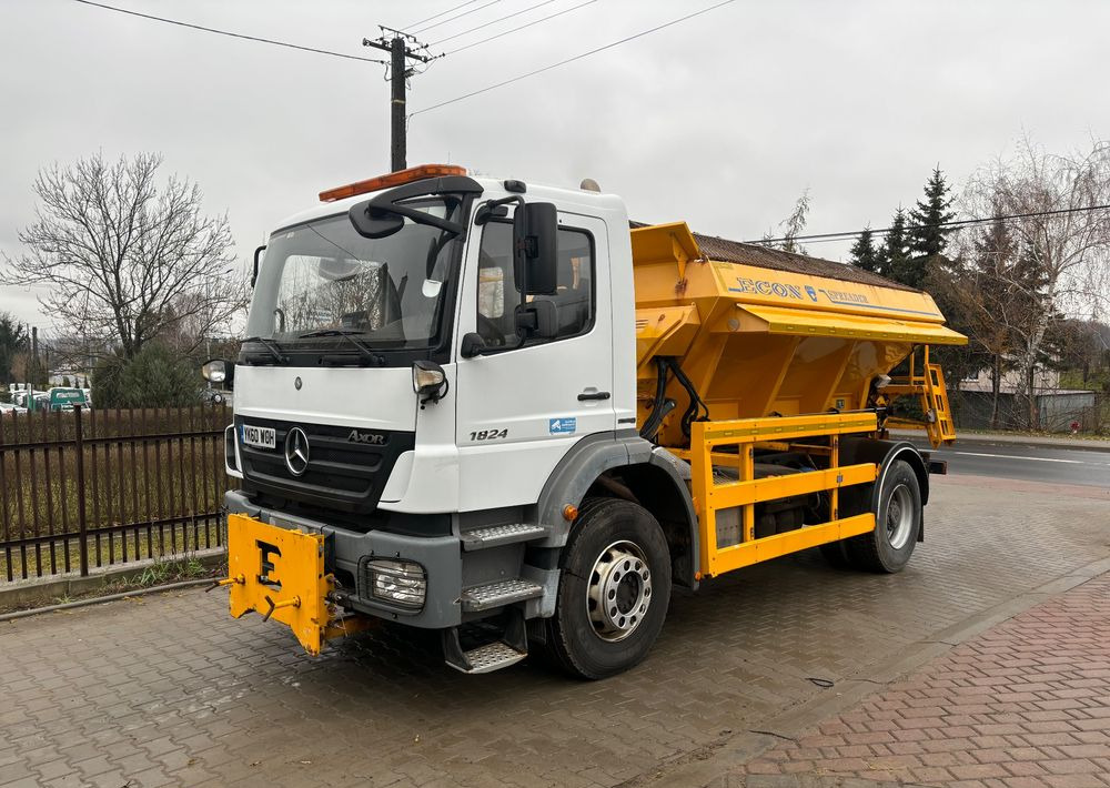 Snow removal vehicle Mercedes-Benz Axor 4x2 piaskarka solarka econ schmidt 1824 e5: picture 9 Snow removal vehicle Mercedes-Benz Axor 4x2 piaskarka solarka econ schmidt 1824 e5: picture 9