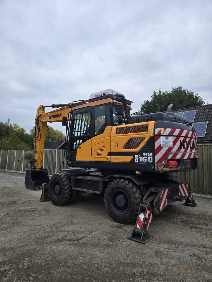 Hyundai HW 160 - Wheel excavator: picture 2 Hyundai HW 160 - Wheel excavator: picture 2