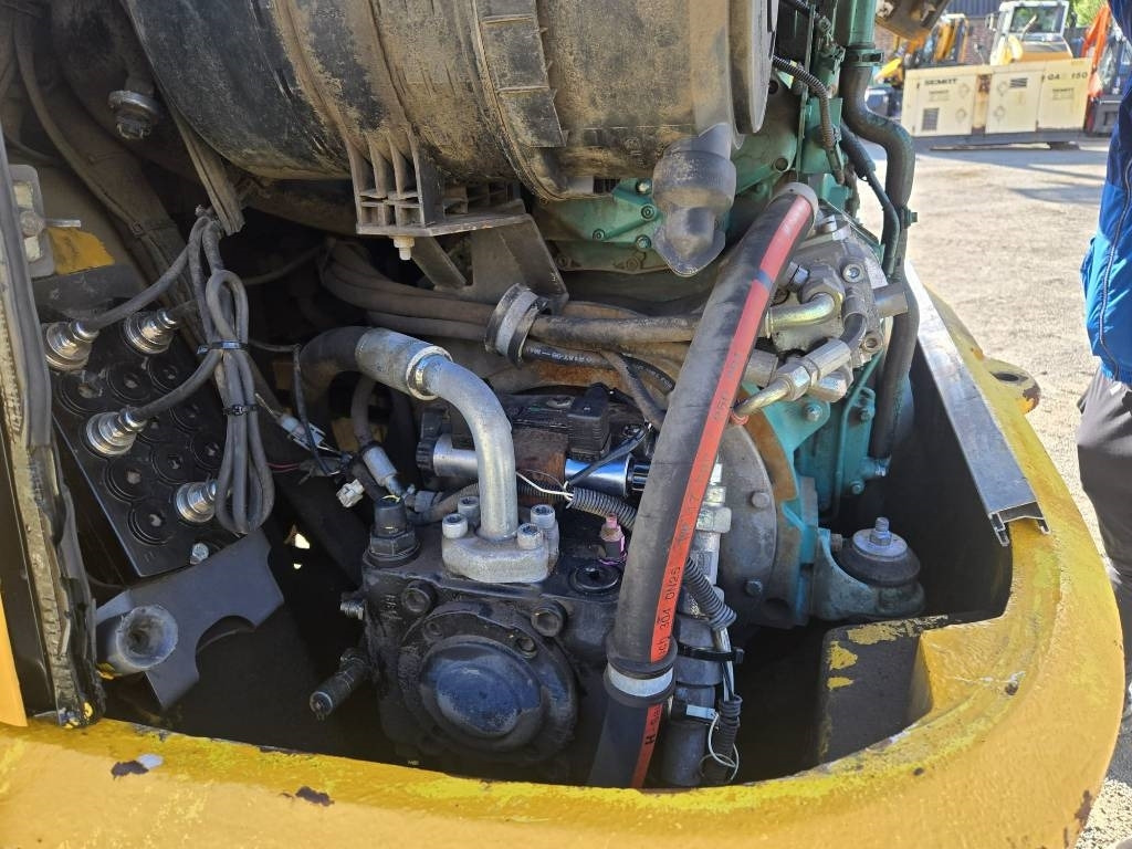 Wheel loader Volvo L 40 B TP: picture 13