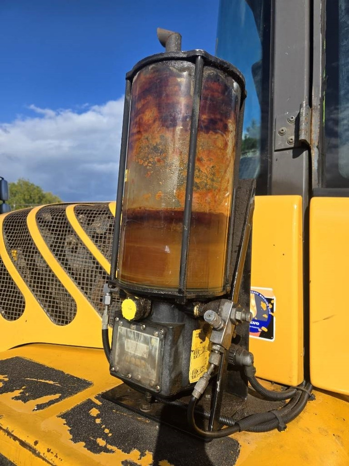 Wheel loader Volvo L 40 B TP: picture 10