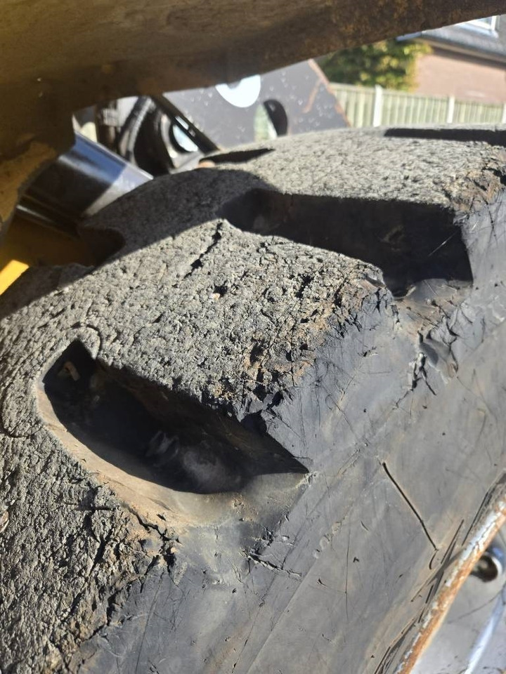Wheel loader Volvo L 40 B TP: picture 16